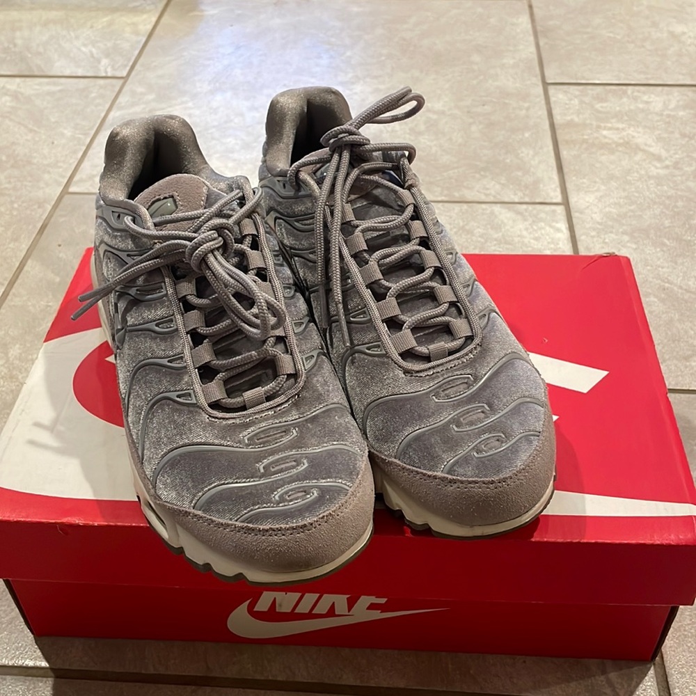 Nike AirMax TN plus. Womens size 7. Worn no more than three times.
